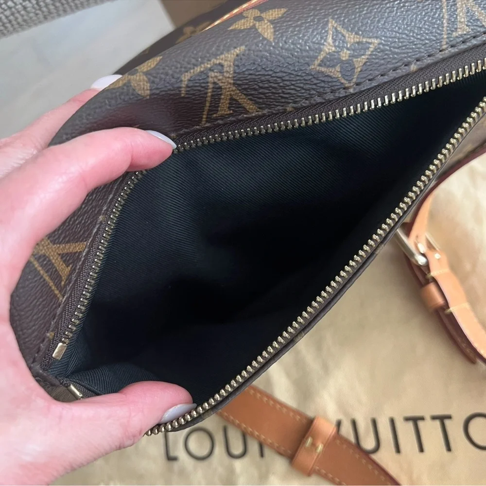 Louis Vuitton LV Monogram Discontinued Original Canvas Bum Bag in Brown